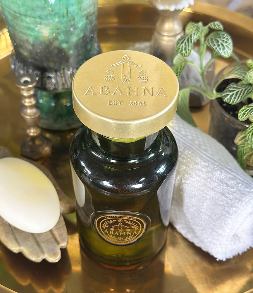 White Grapefruit & May Chang bath foam – enriched with chamomile, green tea & aloe vera