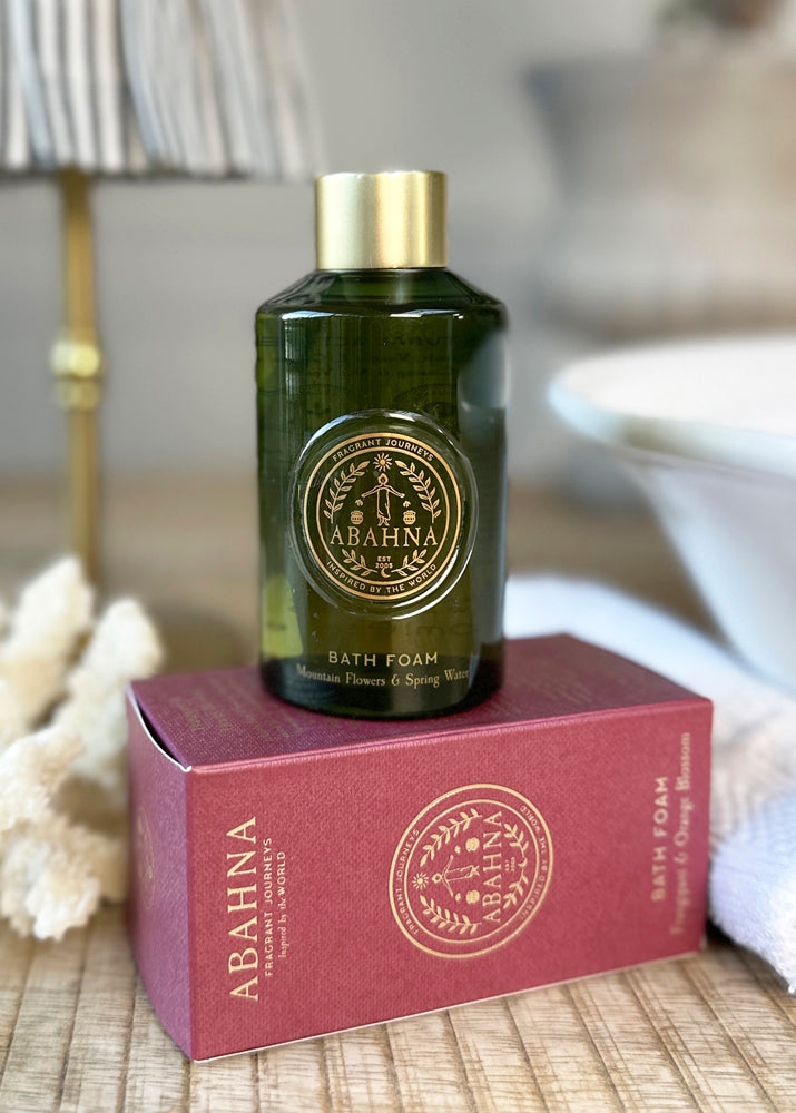 Luxury floral bath foam with chamomile, aloe vera & ginseng – Abahna
