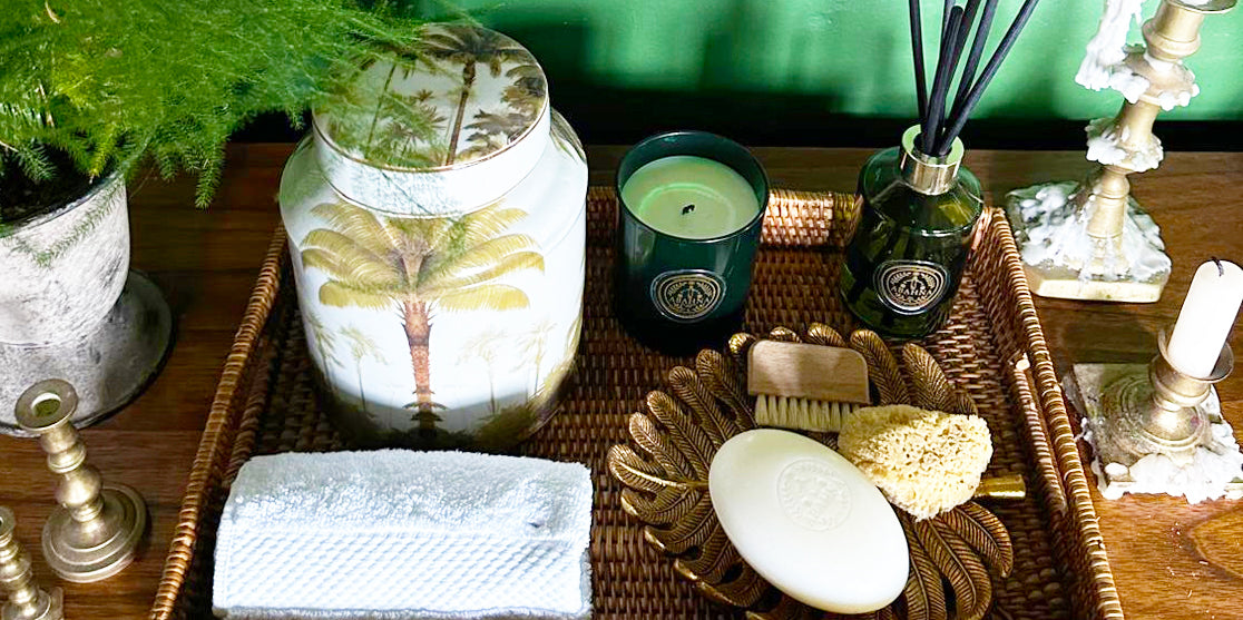 Decorative Ornaments / Objects