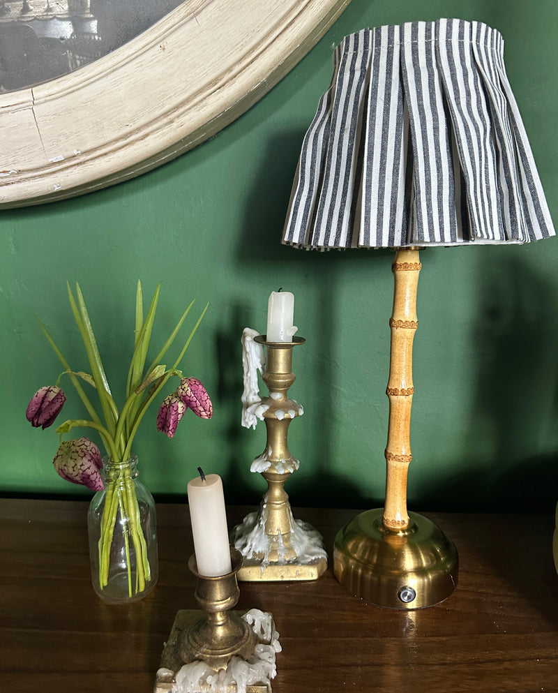 Cordless Bamboo Lamp with shade