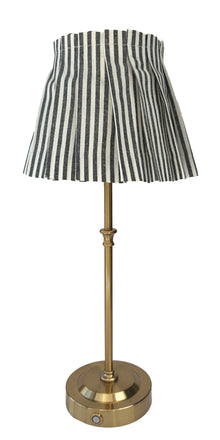 Abahna cordless bathroom lamp – luxury rechargeable brass lamp with black stripe pleated shade