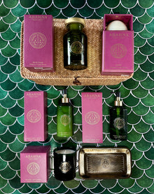 Bath Connoisseur's Hamper - Frangipani & Orange Blossom