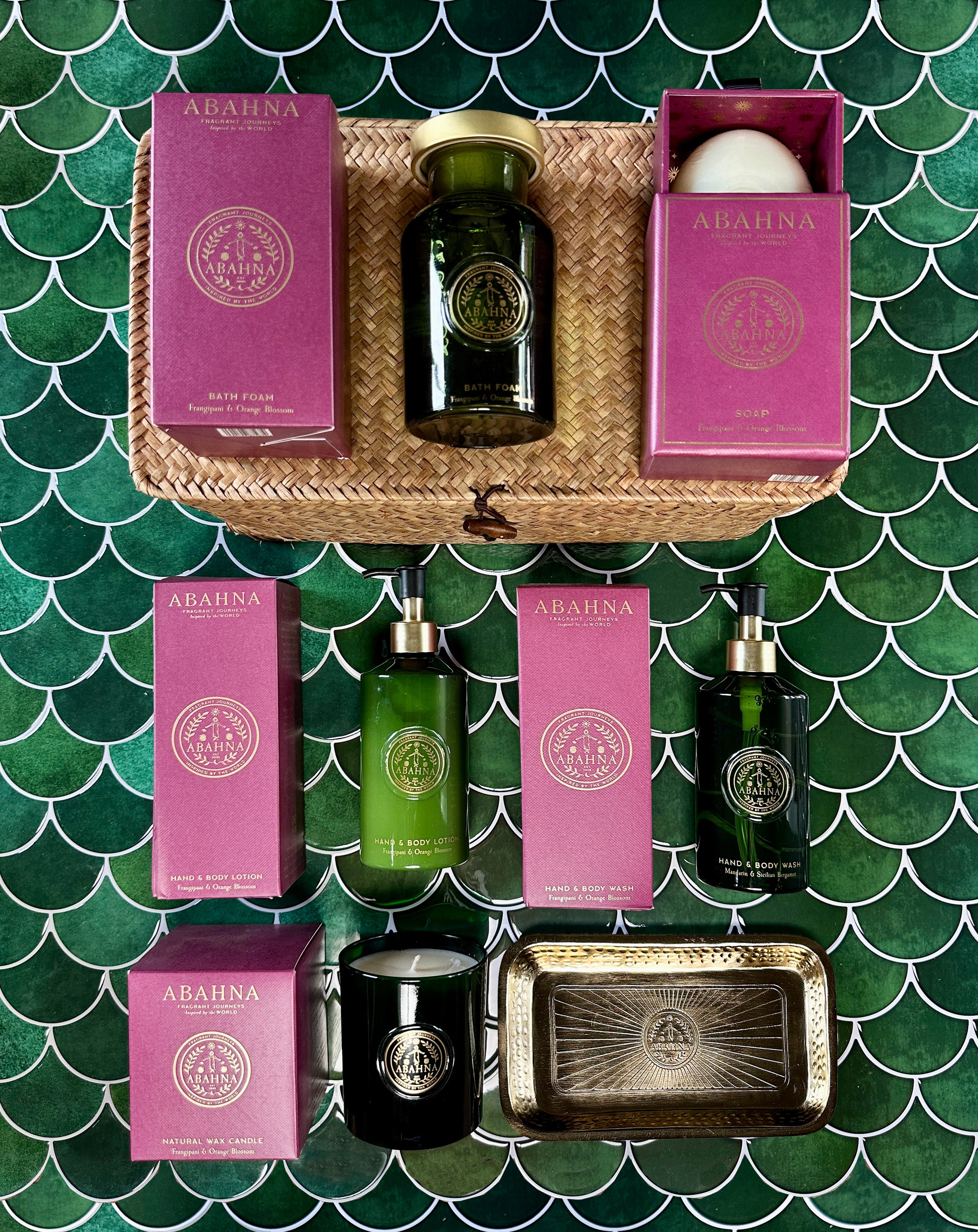 Bath Connoisseur's Hamper - Frangipani & Orange Blossom