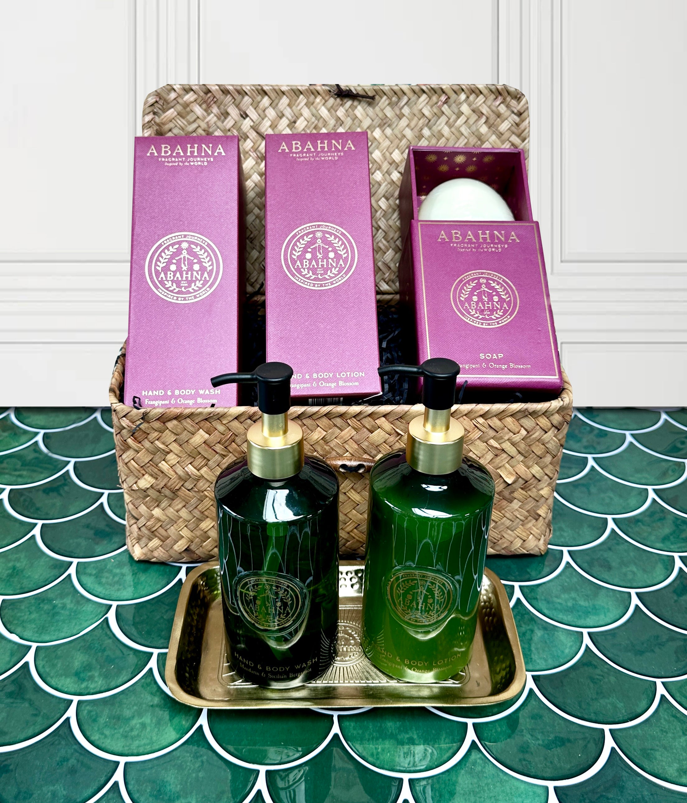 Bathroom Essentials Hamper - Frangipani & Orange Blossom