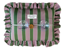 Stylish bath pillow – spa-inspired bathroom accessory with striped design