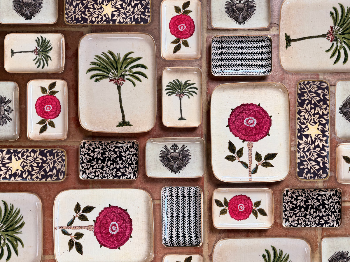 Enamelled decorative Palm tree Tray
